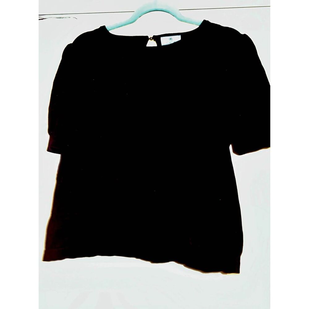 Cece black short puff sleeve sweater top with pearl button back L